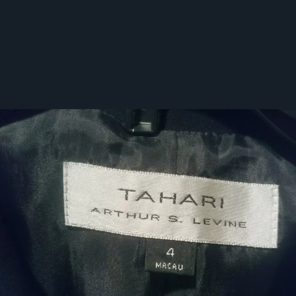 Women's Tahari Arthur S. Levine 2 Pc Pant Suit - Picture 3 of 5